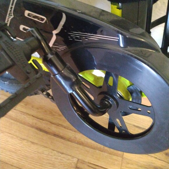 18 in. Rock It Kids Bike for Boys Ages 4 and up, Child, Neon Powder Yellow - Picture 4 of 7